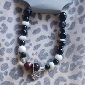 Elegant Black and White Beaded Bracelet